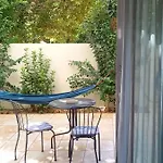 Iroko * Patras