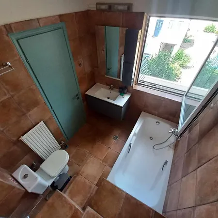 Iroko Villa Patras