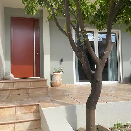 Iroko Villa *