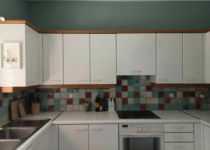 Вилла Iroko Патра