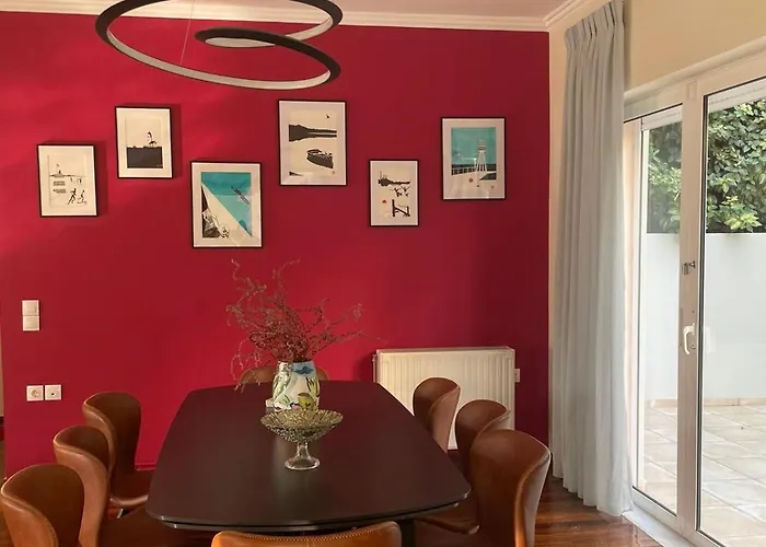 Iroko Villa